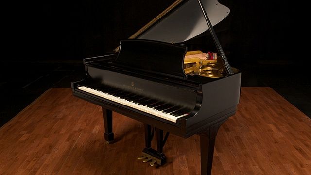 <span>1965</span> Steinway L