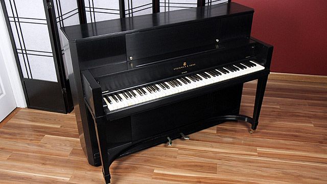 <span>1941</span> Steinway Console