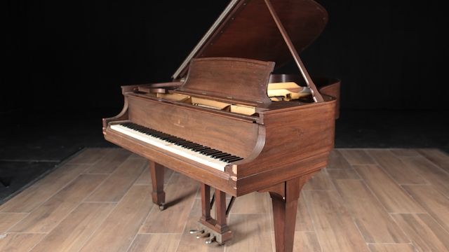 <span>1925</span> Steinway L