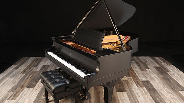 <span>1925</span> Steinway L