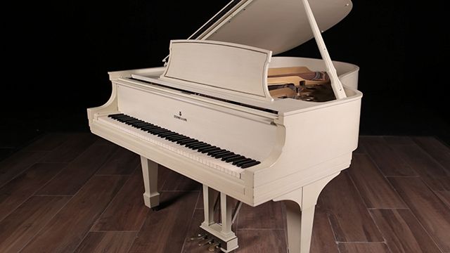 <span>1941</span> Steinway L