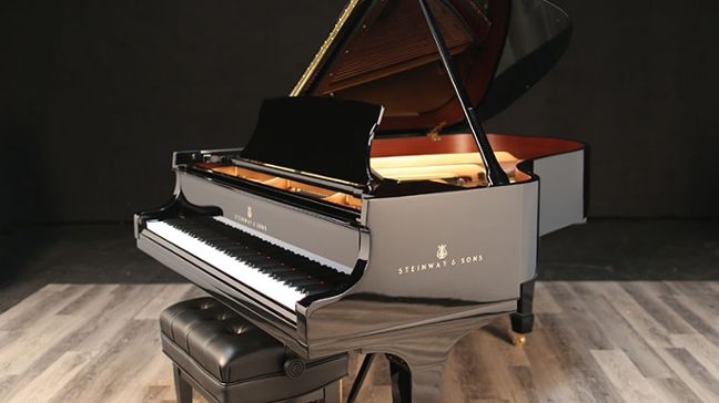 <span>1962</span> Steinway L