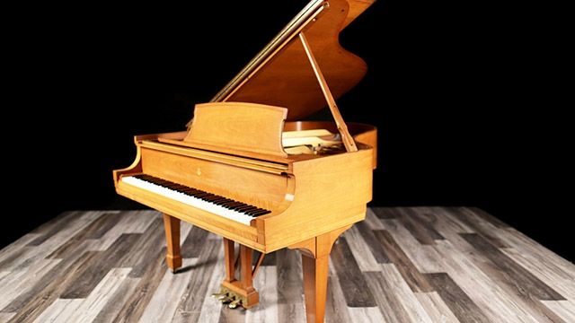 <span>1965</span> Steinway L