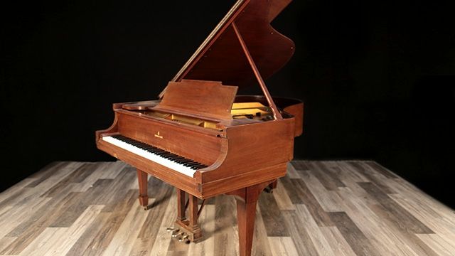 <span>1917</span> Steinway M