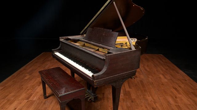 <span>1917</span> Steinway M