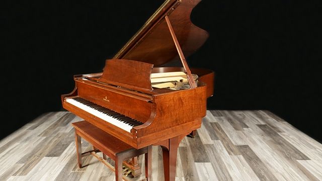 <span>1947</span> Steinway M