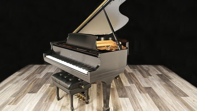 <span>2000</span> Steinway M