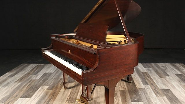 <span>1939</span> Steinway S