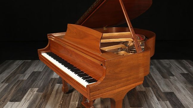 <span>1984</span> Steinway S