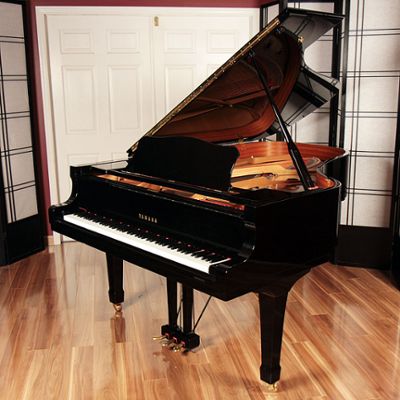Yamaha pianos for sale: 2002 Yamaha Grand  - $29,900
